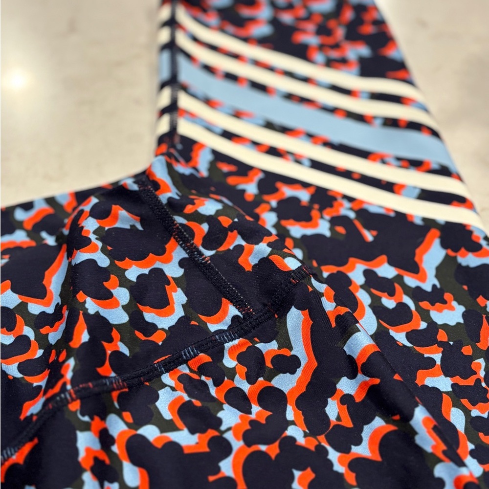 Addison Bay Active Camo Leggings XL Multi Color High Waisted Athletic Like New